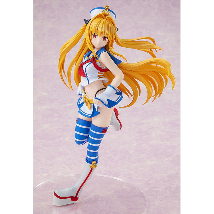 CAworks To Love-Ru Darkness Golden Darkness: Breezy Seaside Ver. Figure