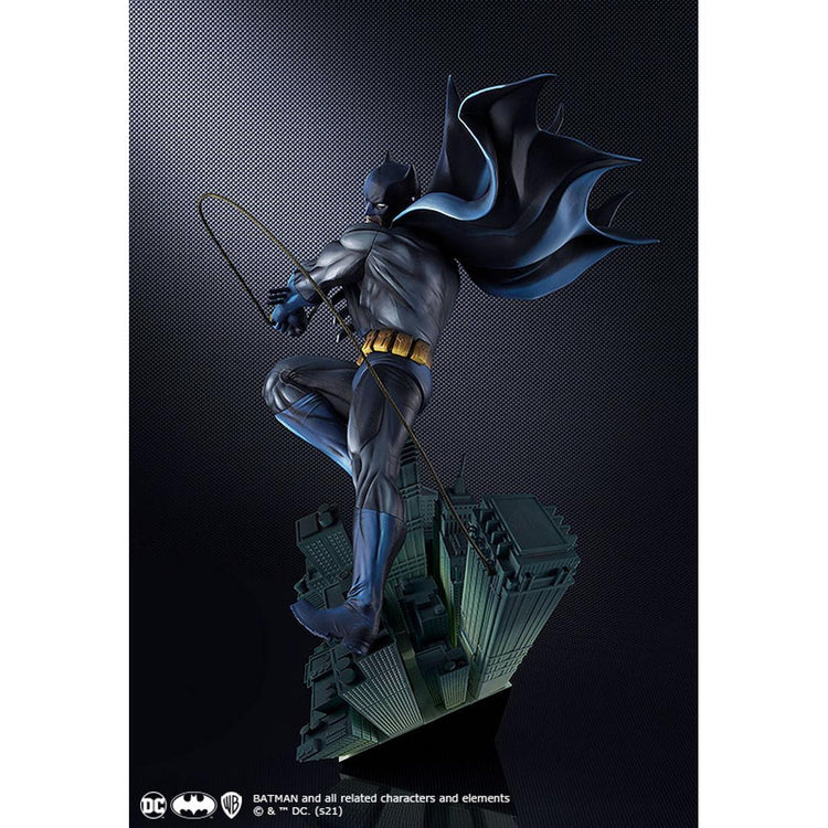 Art Respect: Batman Figure