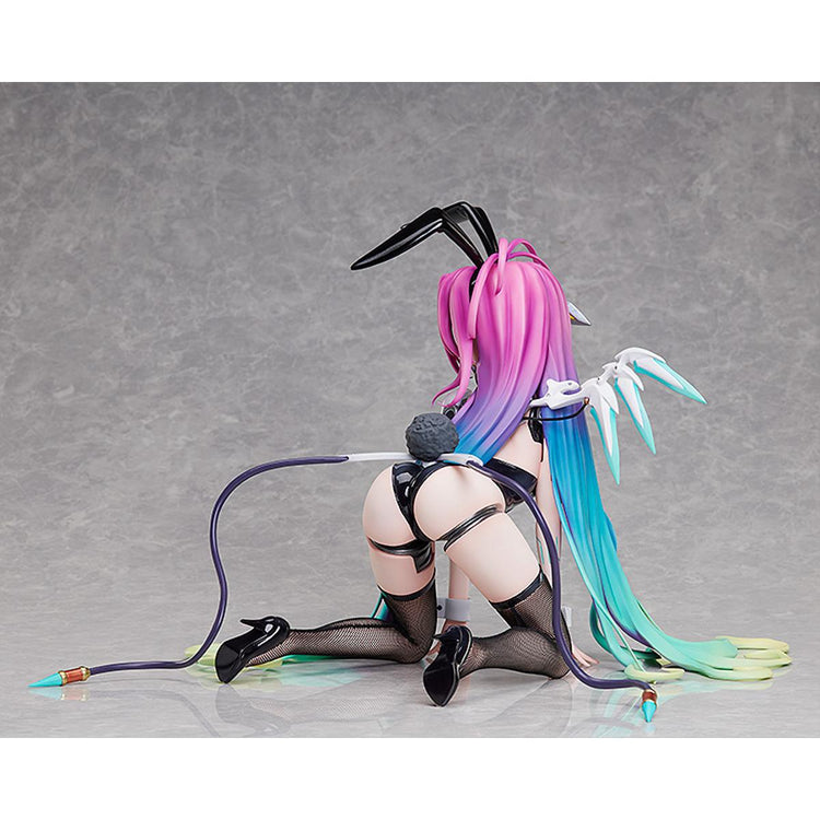 Schwi Bunny Ver. Figure