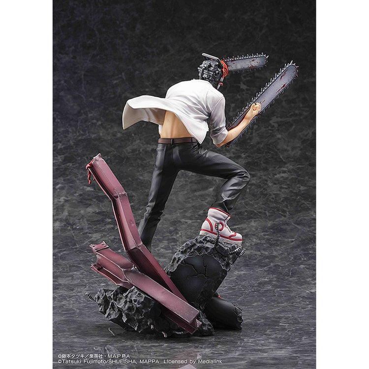 CHAINSAW MAN Figure Chainsaw Man