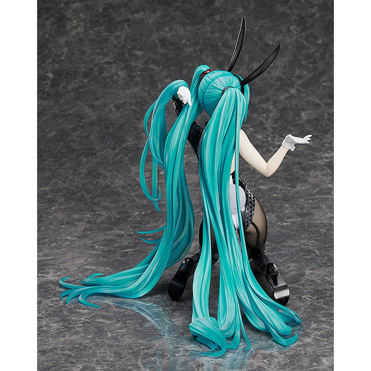 Hatsune Miku: Bunny Ver. / Art by SanMuYYB Figure