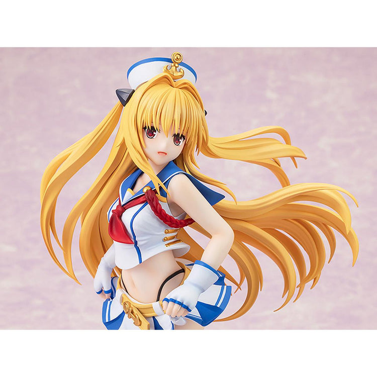 CAworks To Love-Ru Darkness Golden Darkness: Breezy Seaside Ver. Figure