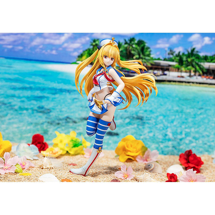 CAworks To Love-Ru Darkness Golden Darkness: Breezy Seaside Ver. Figure